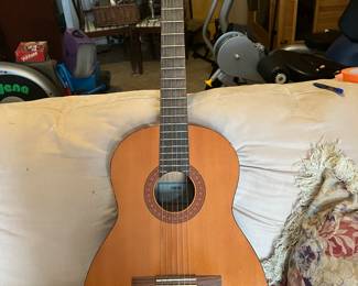 #48 $150 	Yamaha Acoustic Guitar C-40 serial 30319057
- 