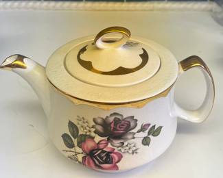 Vtg Gibson Staffordshire Teapot