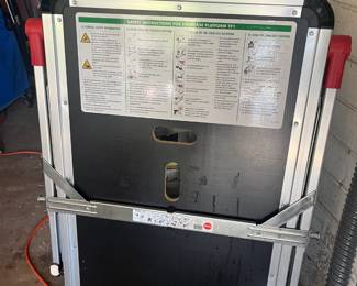 Hailo 9940-101 Staircase Platform; 330 lb max. 