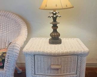 Nightstand w glass top