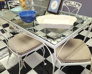 Vintage Wrought Iron Patio Set. 