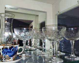 Russian Teacup, etched Glass Drinkware. 