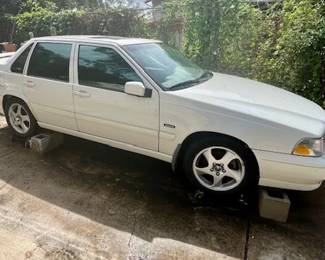 '98 Volvo