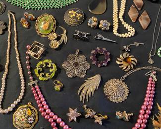 Vintage Jewelry