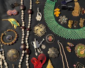 Vintage Jewelry