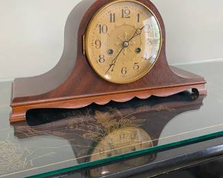 Mantle Clock