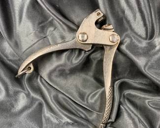 US Army Ordnance Industrial Hole Puncher