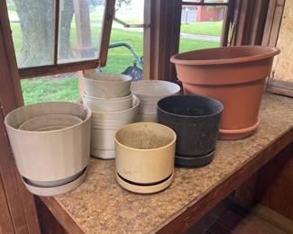 Lot of Plastic Planters
