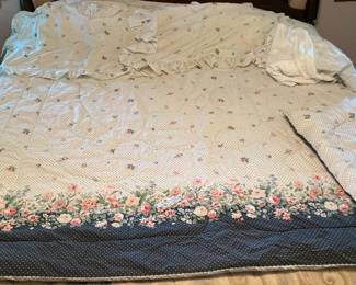 Vintage King Floral Comforter, Pillow Shams and Skirt
