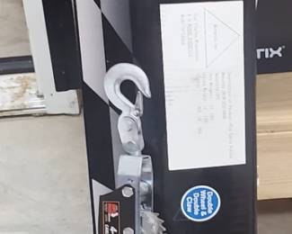 Torin Big Red Jacks Multipurpose 2 Ton Cable Puller Come-Along w/2 Hooks
