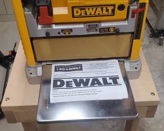 Dewalt 12.5” Heavy Duty Portable Thickness Planer Brand New
