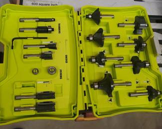 Set of Ryobi Mixed Router Bits
