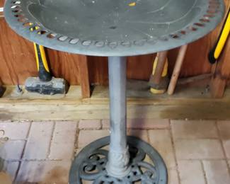 Solar Powered Black Plastic Birdbath 
