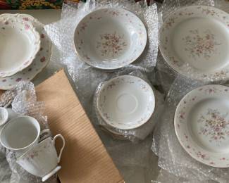Vintage Gibson Fine China Floral Pattern 60pc Setting for 12 (missing one tea cup)
