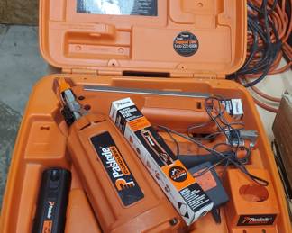 30 Degree Cordless Framing Nailer, Lightly Used
