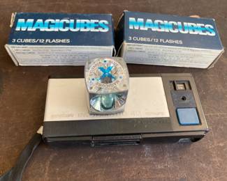 Kodak Pocket Instamatic 40 Film Camera - untested
