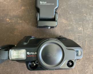 Fuji Discovery 3000 Zoom Date Film Camera - untested
