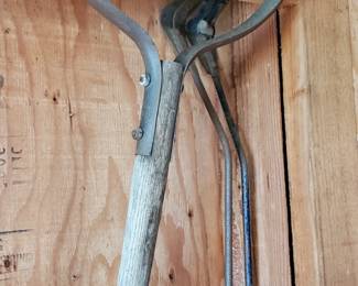 Manual Weed Whackers
