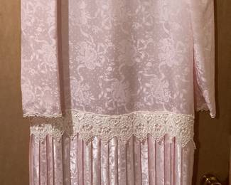 Vintage Scott McClintock Size 12 Pleated Pink Dress
