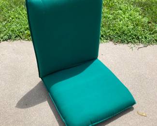 Super Cushy Click-Clack Adjustable Seat
