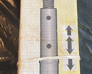 Adjustable Floor Jack
