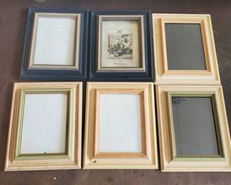 6 Wood Frames Blue and Off-white, 5"x7"

