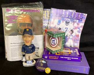 University Of Washington Collectibles 1972 Sports Illustrated Sonny Sixkiller Dick Erickson Bobble Head And More