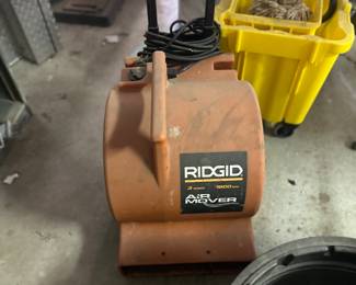 Rigid 3 speed 1600GPM Air Mover
