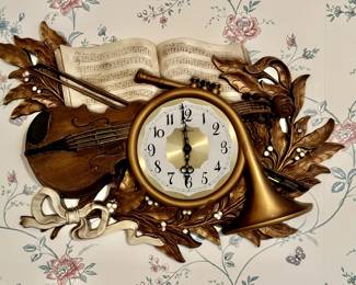 Vintage 1975 Burwood Products Violin & Bugle Music New Haven Unique Clock