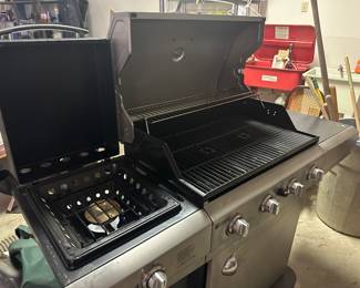 Char Broil Designer Series gas grill