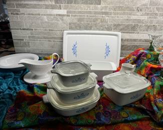 Vinage Corning Ware.