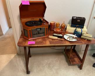 Crowley Radio/Phonograph/CD player