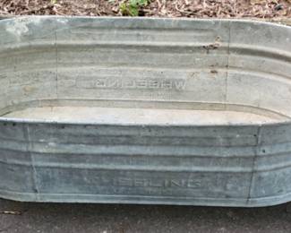 Wheeling galvanized tub 