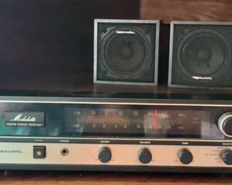 Modulette AM/FM Stereo with Realistic speakers 