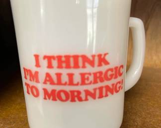 Vintage Snoopy Mug - Excellent Condition (side 2)