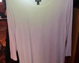 Alfani, Liz Claiborne & more women's clothing in sizes XL and 1X at South Hadley Estate Sale in Massachusetts MA