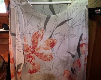 Alfani & more womens clothing in sizes XL and 1X at South Hadley Estate Sale in Massachusetts MA