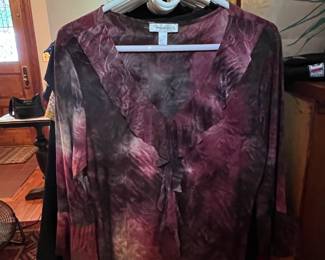 Womens clothing floral long sleeve ruffle top 