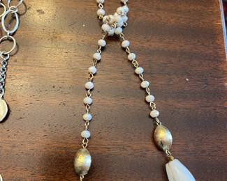 Jewelry neckace