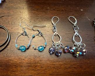 Sparkling jewelry earrings