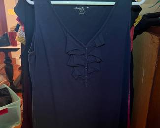 Eddie Bauer womens top