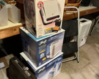 George Foreman grill & Humidifier in box