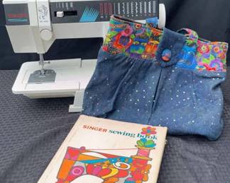 CT628Singer Sewing Machine