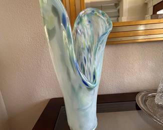 art glass vase