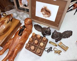 Leather handcrafted Otter from Canada