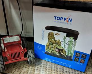 Vintage and modern toy and related items 