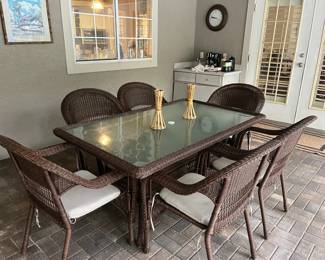 Outdoor patio set
