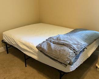 Full size bed