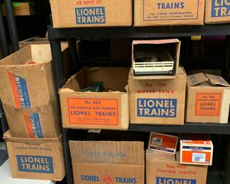 Lionel Train accessories 