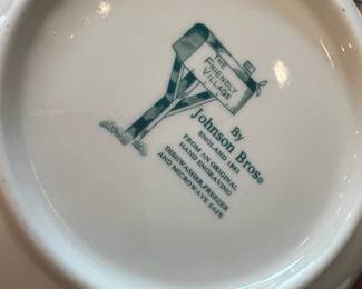 Johnson Brothers Friendly Village Bowl and Dinner Plate